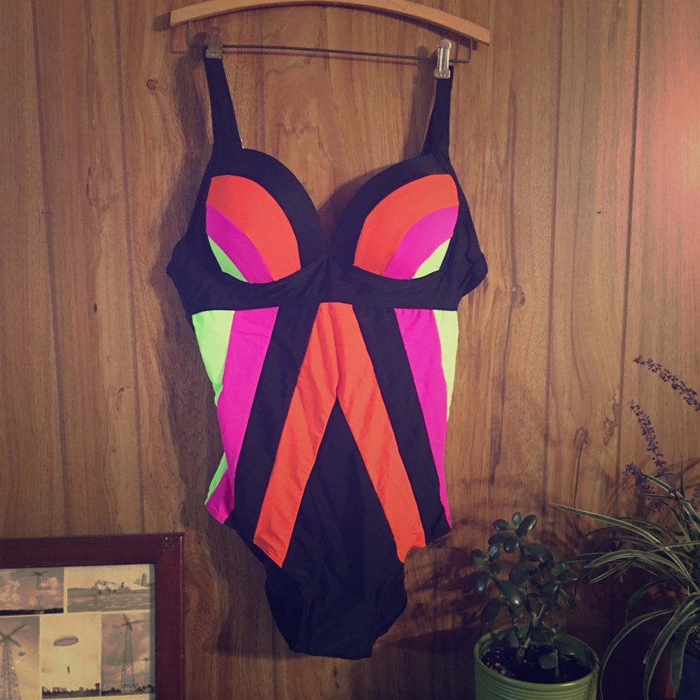 Bathing suit